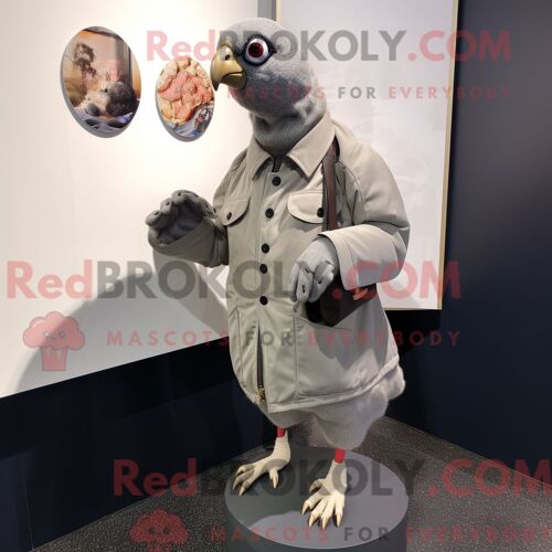 Costume De Mascotte Redbrokoly De Pintade Grise Habillé D Un Blouson Aviateur Et D Un Porte-Monnaie