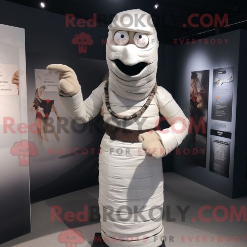 Personnage Mascotte Redbrokoly D Une Chèvre Angora Grise Habillée D Une Chemise Chambray Et De Montres Digitales