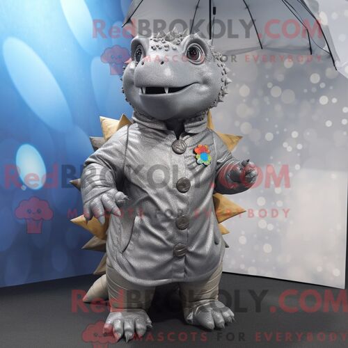 Personnage Mascotte Redbrokoly D Un Pigeon Voyageur Gris Habillé D Un Bermuda Et De Bagues