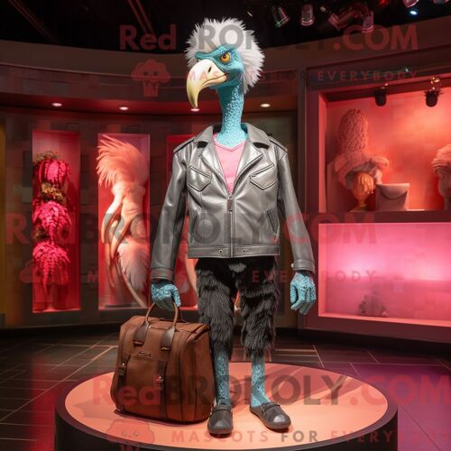 Costume De Mascotte Redbrokoly De Flamant Argenté Habillé D Une Veste En Cuir Et De Sacs À Main