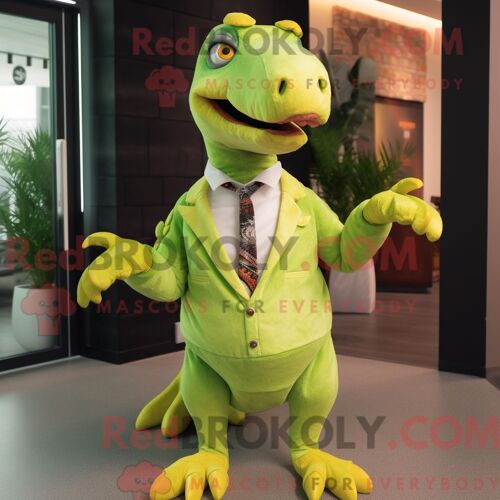 Costume Mascotte Redbrokoly Deinonychus Vert Citron Personnage Habillé Avec Une Combishort Et Des Noeuds Papillons