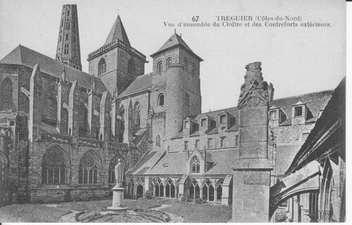Tréguier - Vue D'ensemble Du Cloître Et Des Contreforts Extérieurs - Tbe - Ref 061599