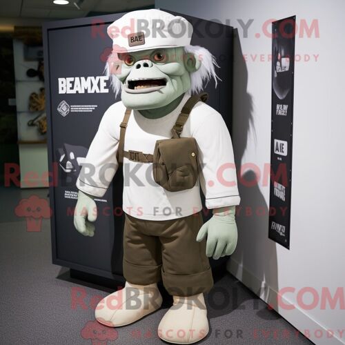 Mascotte Redbrokoly De Frankenstein Blanc Personnage Habillé Avec Un Pantalon Cargo Et Des Bonnets