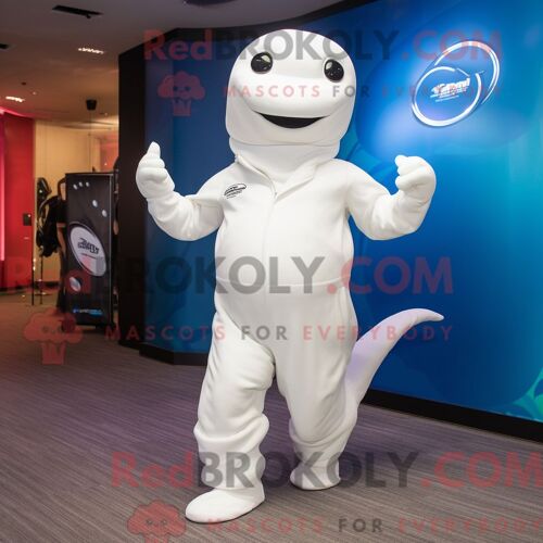 Costume Mascotte Redbrokoly De Crocodile Beige Habillé D Une Robe Longue Et D Épingles À Cravate