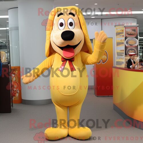 Personnage De Costume De Mascotte Redbrokoly De Hot Dogs Dorés Habillé Avec Un Gilet Et Des Sacs À Main
