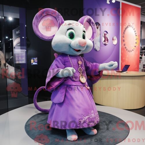 Costume Mascotte Redbrokoly De Souris Violette Habillé Avec Une Robe Et Des Montres