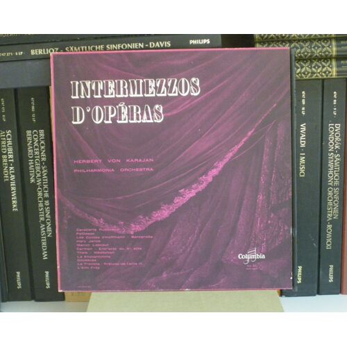 Intermezzos D'opéras Karajan, Philharmonia : Cavalleria, Paillasse, Hary Janos, Manon Lescaut...
