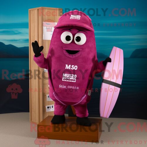 Personnage De Costume De Mascotte Redbrokoly De Soupe Miso Magenta Habillé Avec Un Short Et Des Sacs À Main