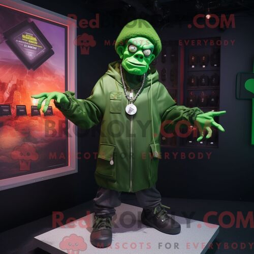 Costume Mascotte Redbrokoly De Frankenstein Vert Forêt Personnage Habillé Avec Un Coupe-Vent Et Des Colliers