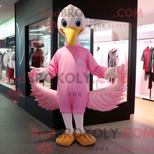 Costume De Mascotte Redbrokoly De Cochon D Inde Habillé D Un Jean Et De Colliers De Maman