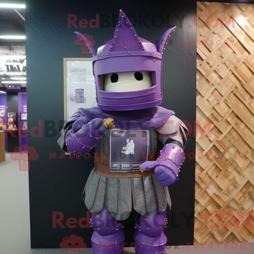 Costume De Mascotte Redbrokoly De Chevalier Médiéval Violet Personnage Habillé D Un Pull Et De Pinces À Cheveux