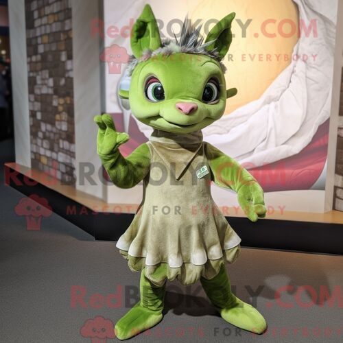 Costume De Mascotte Redbrokoly De Lama Pêche Personnage Habillé Avec Une Robe Taille Empire Et Des Noeuds Papillons