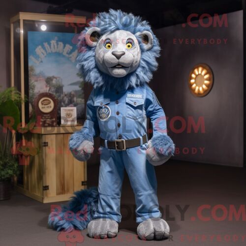 Costume De Mascotte Redbrokoly De Lion Tamer Bleu Habillé D Une Chemise En Jean Et De Ceintures