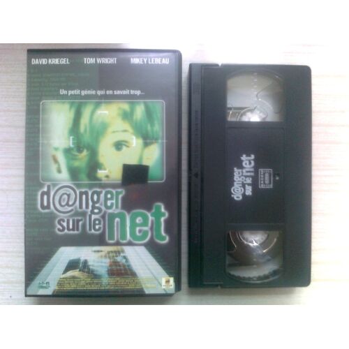 Cassette Vidéo Vhs - Danger Sur Le Net (Playing Dangerous 2) - Mikey Lebeau