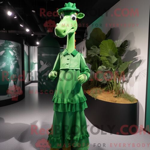 Costume Mascotte Redbrokoly De Girafe Verte Personnage Habillé Avec Une Jupe Plissée Et Des Boutons De Manchette