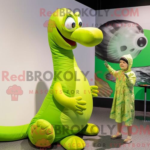 Mascotte Redbrokoly De Diable Beige Costume De Personnage Habillé Avec Un Gilet Et Des Bérets