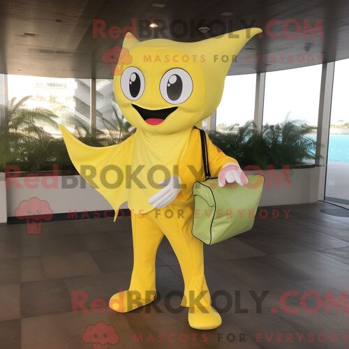 Costume De Mascotte Redbrokoly De Raie Manta Jaune Citron Personnage Habillé Avec Un Pantalon Et Des Sacs Messager