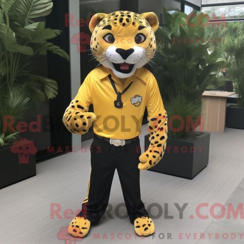 Costume Mascotte Redbrokoly De Jaguar Doré Personnage Habillé Avec Une Chemise Habillée Et Des Broches