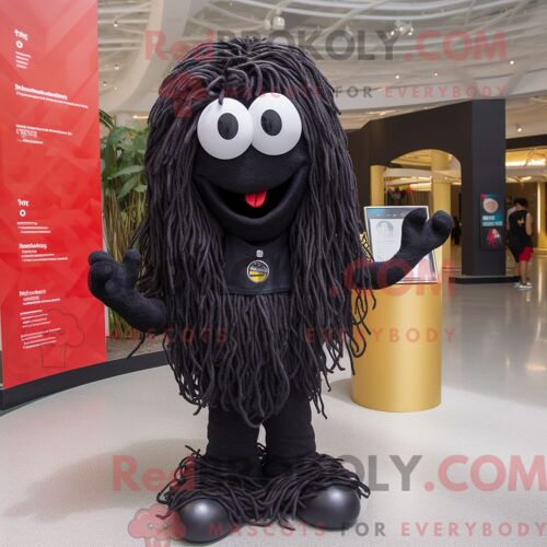 Personnage De Costume De Mascotte Redbrokoly De Spaghetti Noir Habillé Avec Un T-Shirt Polo Et Des Porte-Clés