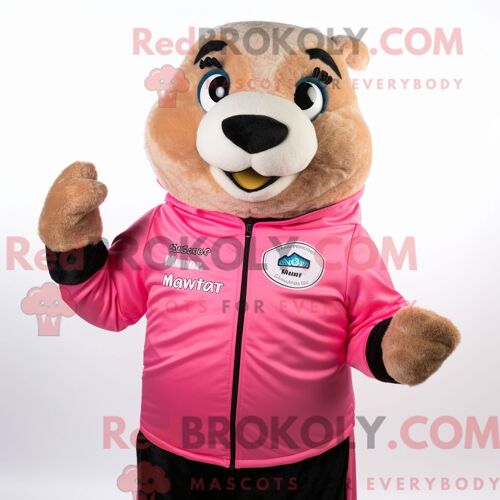 Costume Mascotte Redbrokoly De Marmotte Rose Personnage Habillé Avec Un Col Roulé Et Des Anneaux