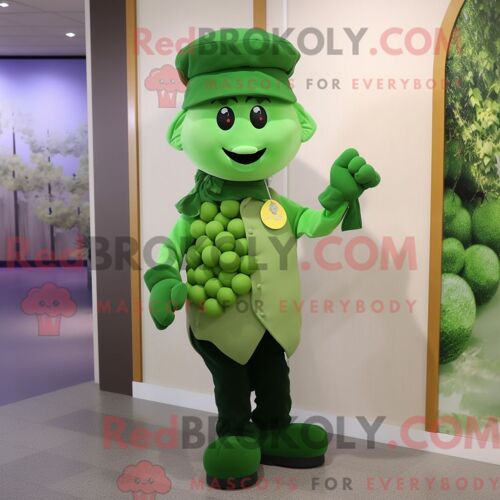 Costume Mascotte Redbrokoly De Raisin Vert Habillé D Un Pantalon Et De Bérets