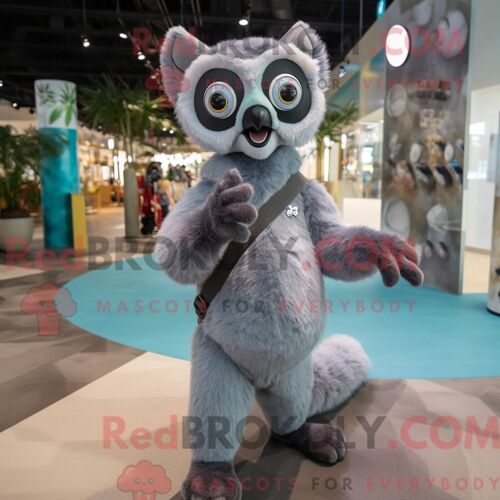 Costume De Mascotte Redbrokoly De Lémurien Gris Habillé D Une Barboteuse Et De Pochettes