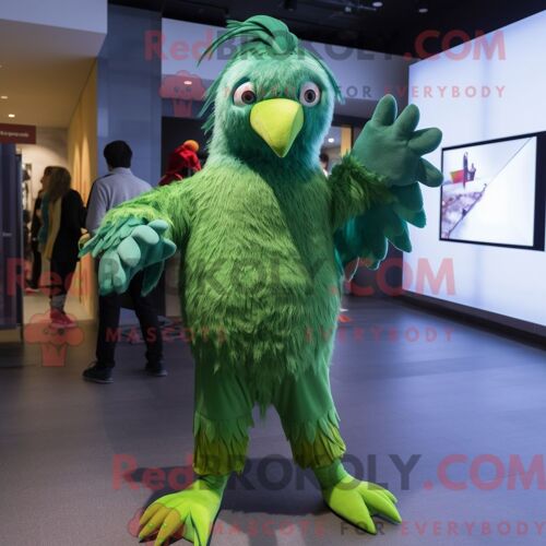 Mascotte Redbrokoly De Harpie Verte Costume De Personnage Habillé Avec Une Combinaison Et Des Foulards