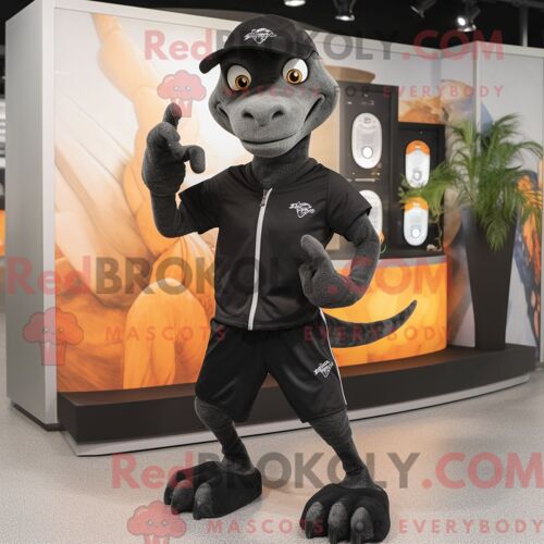 Mascotte Redbrokoly De Parasaurolophus Noir Costume De Personnage Habillé Avec Un Pantalon De Jogging Et Une Casquette