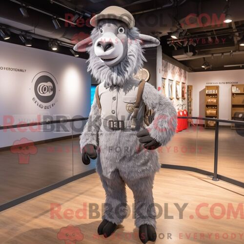 Costume De Mascotte Redbrokoly De Chèvre Boer Grise Personnage Habillé Avec Un Pantalon Et Des Épingles À Cheveux
