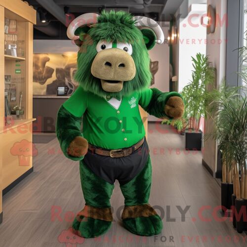 Costume Mascotte Redbrokoly De Bison Vert Habillé D Un T-Shirt Et De Noeuds Papillons