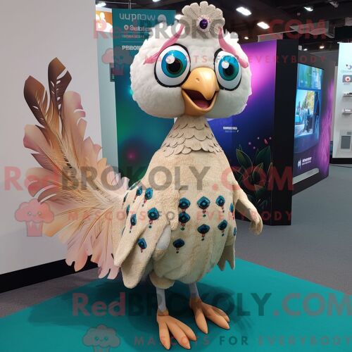 Costume Mascotte Redbrokoly De Paon Beige Habillé D Une Mini Jupe Et De Pinces À Cheveux