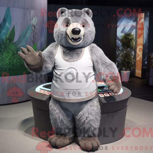 Costume De Mascotte Redbrokoly D Ours Gris Habillé D Une Jupe Portefeuille Et De Montres Numériques