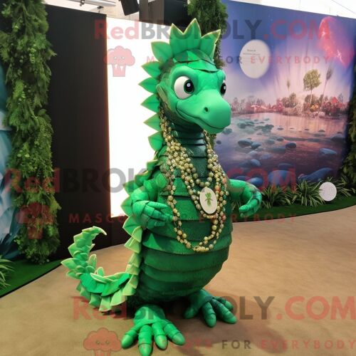 Costume Mascotte Redbrokoly D Hippocampe Vert Personnage Habillé Avec Une Jupe Portefeuille Et Des Colliers