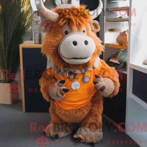 Costume De Mascotte Redbrokoly De Rhinocéros Laineux Orange Personnage Habillé D Une Salopette Et De Colliers
