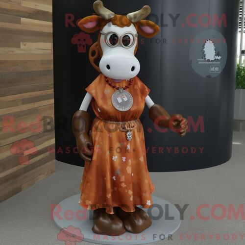 Costume Mascotte Redbrokoly De Vache Rouille Personnage Habillé Avec Une Jupe Plissée Et Des Bracelets