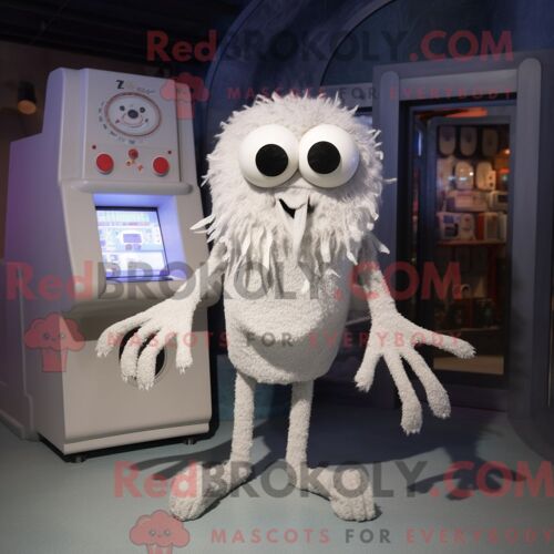 Costume Mascotte Redbrokoly D Araignée Blanche Personnage Habillé D Un Cardigan Et De Pinces À Chaussures