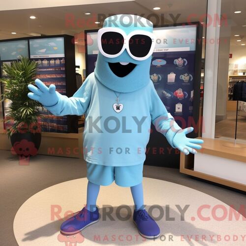 Costume Mascotte Redbrokoly Sky Blue Ghost Habillé Avec Un Bermuda Et Des Boutons De Manchette