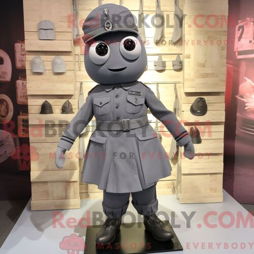 Costume Mascotte Redbrokoly De Grenade Grise Personnage Habillé D Une Mini-Jupe Et De Pochettes De Costume