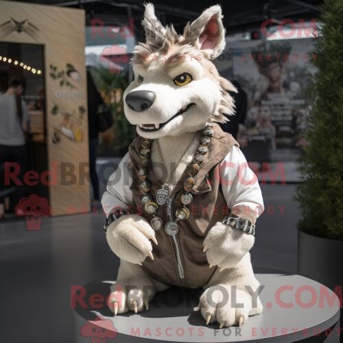 Costume Mascotte Redbrokoly De Chupacabra Beige Personnage Habillé Avec Un Blouson Aviateur Et Des Colliers