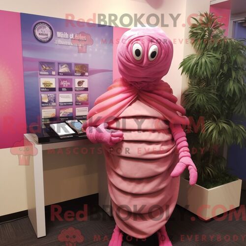 Costume De Mascotte Redbrokoly De Trilobite Rose Personnage Habillé Avec Une Robe Droite Et Des Foulards