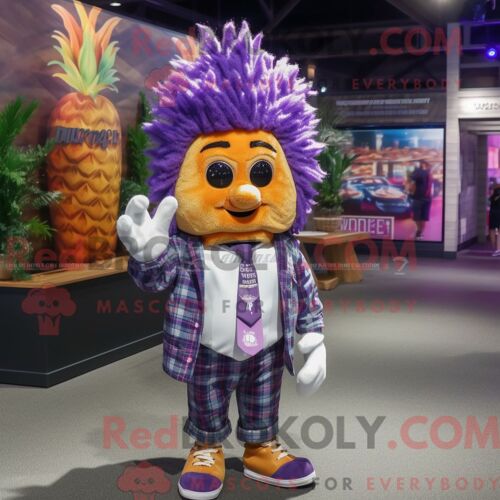 Costume De Mascotte Redbrokoly D Aas Violet Habillé D Une Chemise En Flanelle Et De Pinces À Cheveux