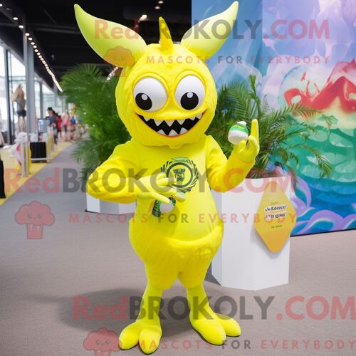 Costume Mascotte Redbrokoly De Truie Blanche Habillé D Un Maillot De Bain Une Pièce Et De Lunettes De Lecture