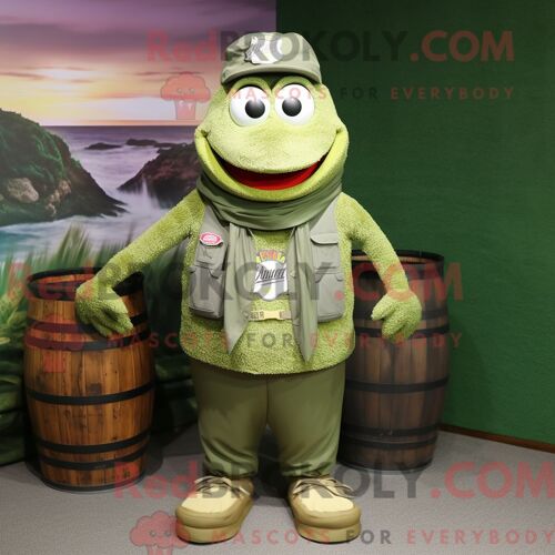 Personnage De Costume De Mascotte Redbrokoly De Bière Vert Olive Habillé Avec Un Short Cargo Et Des Bandeaux