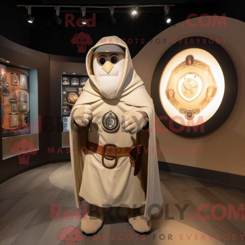 Costume Mascotte Redbrokoly De Bouclier Celtique Beige Habillé D Un Sweat À Capuche Et De Bretelles