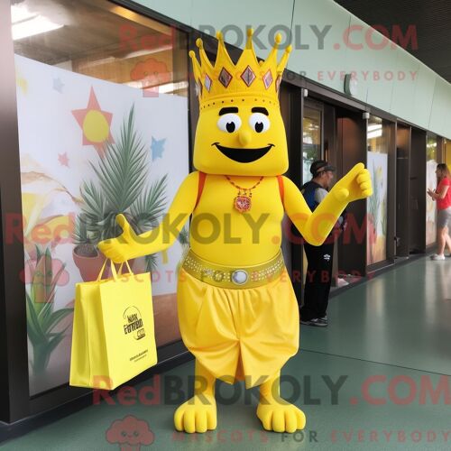 Personnage De Costume De Mascotte Redbrokoly De Roi Jaune Habillé Avec Un Bikini Et Des Sacs Fourre-Tout