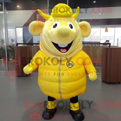 Costume De Mascotte Redbrokoly De B?uf Wellington Jaune Citron Personnage Habillé D Une Veste Et D Anneaux