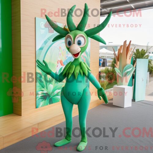 Costume Mascotte Redbrokoly De Titanoboa Blanc Personnage Habillé Avec Un Col Roulé Et Des Écharpes