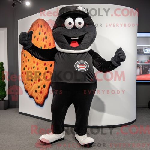 Costume Mascotte Redbrokoly De Tranche De Pizza Noire Personnage Habillé Avec Un Pantalon De Jogging Et Des Mitaines