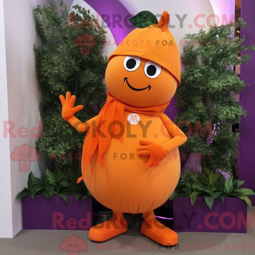 Costume Mascotte Redbrokoly De Raisin Orange Habillé D Un Débardeur Et De Clips Pour Écharpe