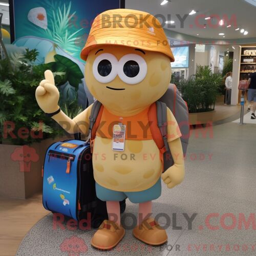 Costume De Mascotte Redbrokoly De Cracheur De Feu Orange Habillé D Une Combishort Et De Sacs Messager